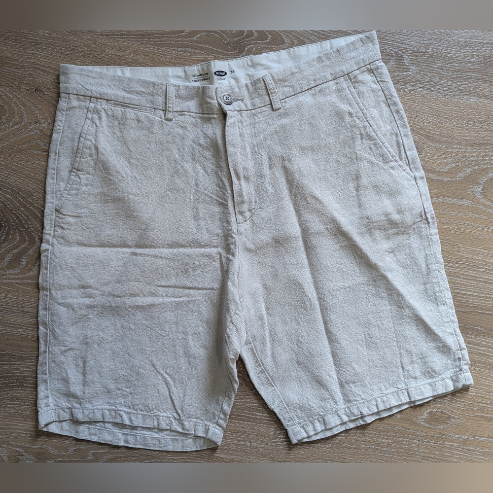 Old Navy Men's Ultimate Slim Linen Tan Flat Front Bermuda Shorts